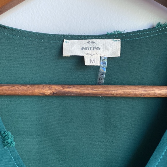 Green Blouse - Picture 2 of 4